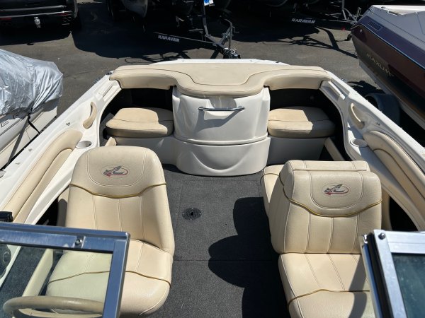 Pre-Owned 2000 Power Boat for sale